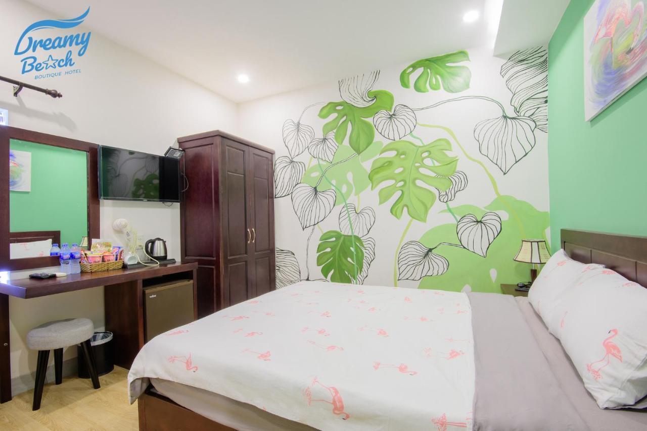 Azure Hotel Da Nang - Beach Zewnętrze zdjęcie
