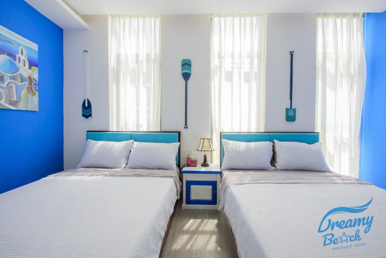Azure Hotel Da Nang - Beach Zewnętrze zdjęcie