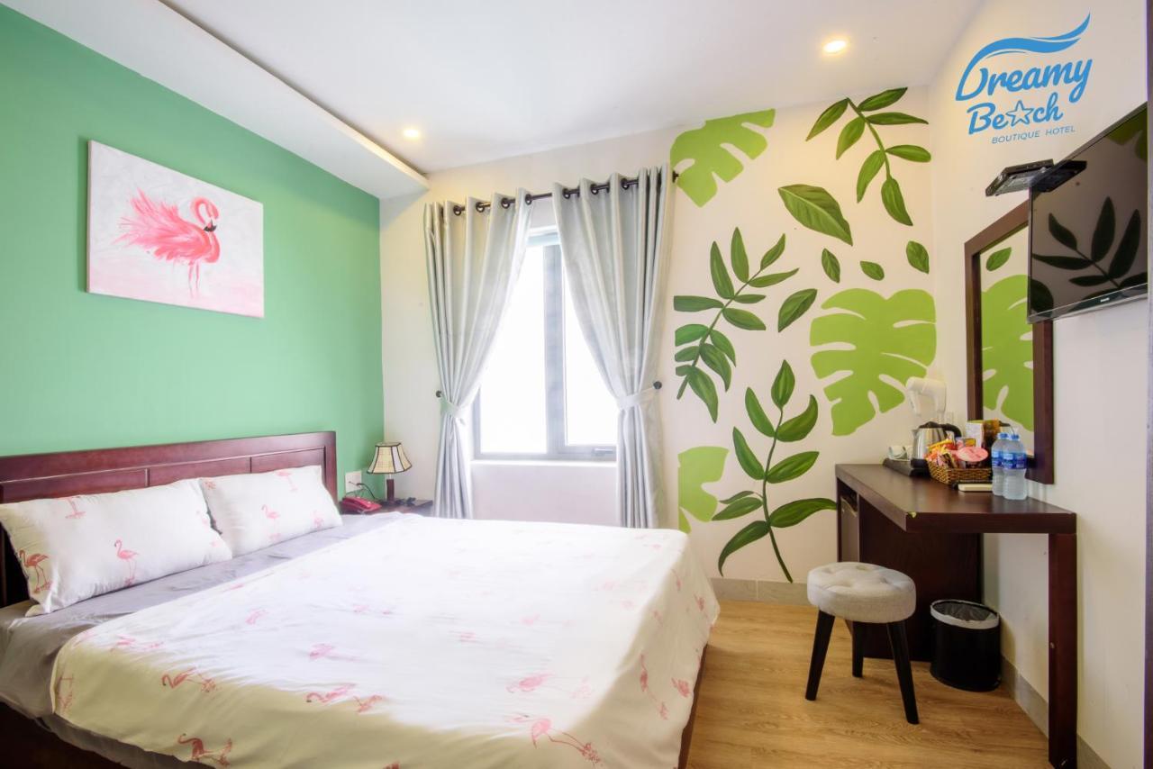 Azure Hotel Da Nang - Beach Zewnętrze zdjęcie